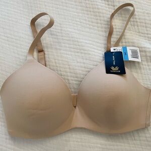 Brand New Wacoal Wirefree Bra